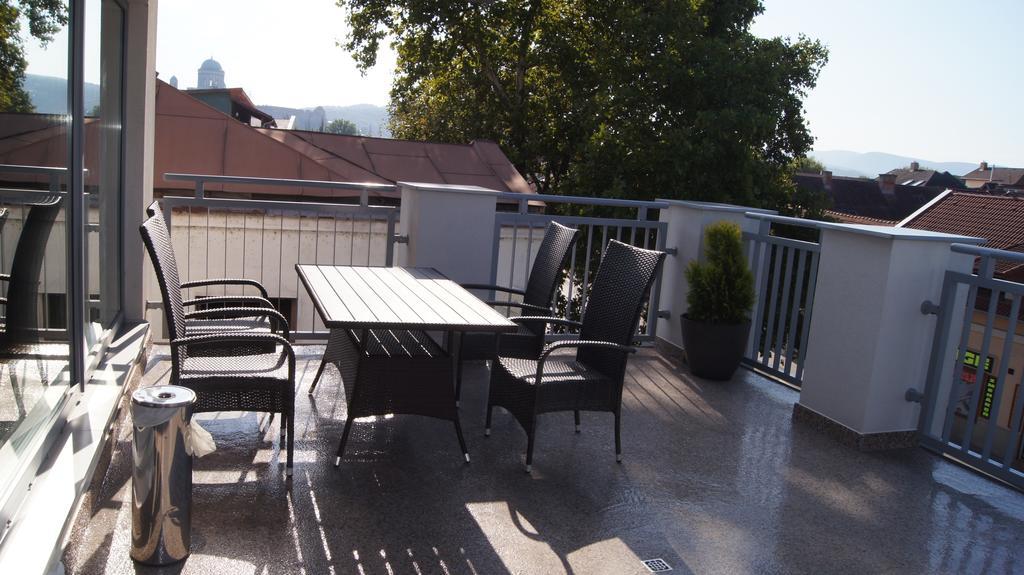 Apartman Panorama Štúrovo Exteriér fotografie